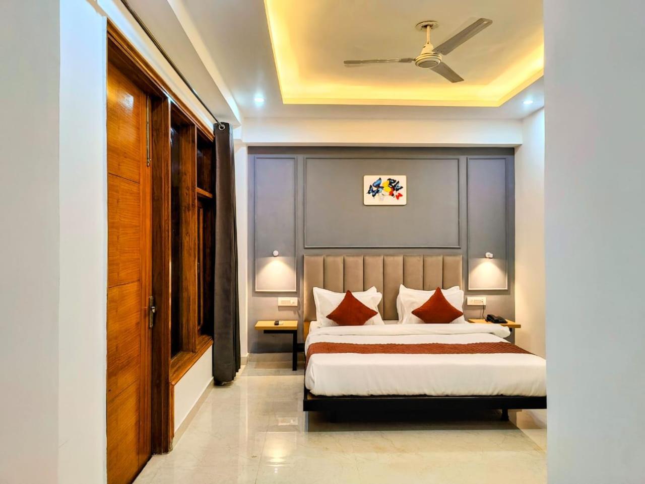 Mavens White Artemis Hospital Road Sector 52 Gurgaon Otel Dış mekan fotoğraf
